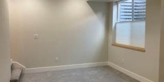 Modern 3br, 3.5ba, Finished Basement, 2 Suites! Gallery 11