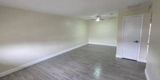 1301 Warwick Court Gallery 7