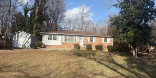 Rock 'N' Roll Vibe! Fully Furnished 3BD/1.5BA Home | All Utilities Included Gallery 1