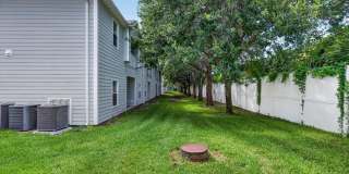 7047 DEER LODGE Circle Gallery 27