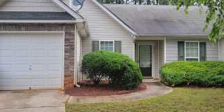 Newer Ranch Style Home w/Fireplace, Trey Ceilings and Black Appliances - Total Electric Gallery 4