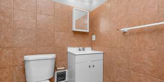 Two Bedroom Rental for Immediate Move In West Baltimore Gallery 25