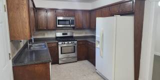 807 South Jones Lane Gallery 8