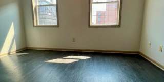 Stunning 6-Bedroom Townhome Steps Away from Temple! Available NOW! RENT SPECIAL - One Month FREE on 13-month lease! Gallery 24