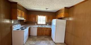 909 Southview Circle Gallery 2