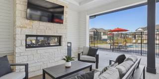 Canvas at Anna Gallery 18