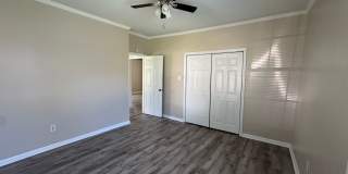 MOVE-IN READY! Gallery 9