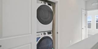 734 WATTS Street Gallery 22