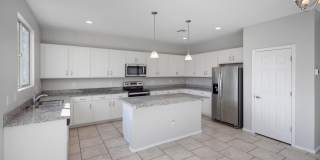 7135 W Rancho Drive Gallery 29
