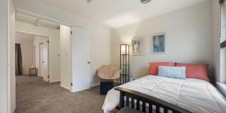 114 THAMES Drive Gallery 13