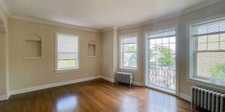 4836 N. Paulina Apt. Gallery 1