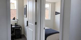 Iris Apartments - Student Housing Gallery 4