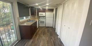 Nice 3 bedroom townhome in Aurora Gallery 7