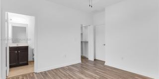 3202 SE 6th St Gallery 21