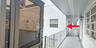 39 Burgundy A Gallery 13