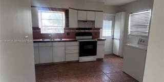 114 SW 67th Ter Gallery 7