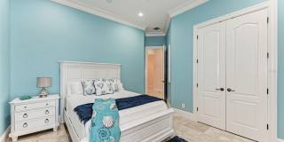 14 N WASHINGTON DRIVE Gallery 60