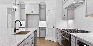 1625 N Main Street Gallery 19