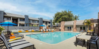 Allanza at the Lakes Gallery 10