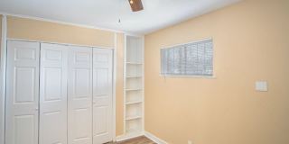 907 Iowa Gallery 1