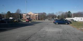 1147 S GOVERNORS Avenue Gallery 4