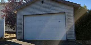 PRELEASING: 4 bdrm/1.5 bath house near WWU Park-N-Ride PRELEASING: 4 bdrm/1.5 bath house near WWU Park-N-Ride Gallery 25