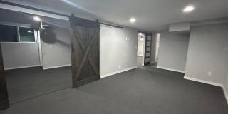 1117 W 9th Street Gallery 21