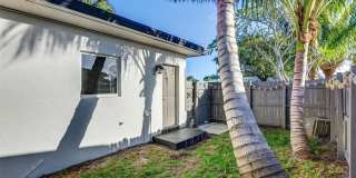 1005 NE 17th Court Gallery 22