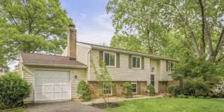 9001 BANNISTER LN Gallery 1