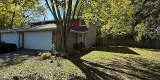 Updated 3BR Burnsville Twin Home with Large Yard & Fire Pit. Available NOW! Gallery 1