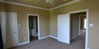 Charming New Orleans Style Townhouse in Gated Community on LSU bus route Gallery 27