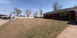 PRELEASING (3) Bed/(1.5) Bath in Core Norman Avail Late May! PRELEASING (3) Bed/(1.5) Bath in Core Norman Avail Late May! Gallery 11