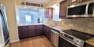 Venetian Villa 2 Bedroom 2 Bath 2 Car Garage w/Waterview! Venetian Villa 2 Bedroom 2 Bath 2 Car Garage w/Waterview! Gallery 10