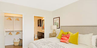 Liberty Bay Club Gallery 17