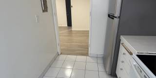 533 S Hudson Ave Gallery 7
