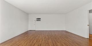 4924 Kester Avenue Gallery 4