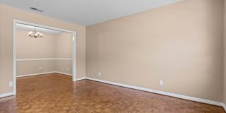 Three bedroom home close to USA with a garage Gallery 4