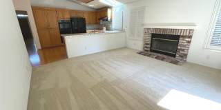 Stunning 3 Bedroom, 2 Bathroom Home in San Carlos Gallery 9