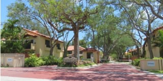 10073 SW 77th Ct Gallery 1