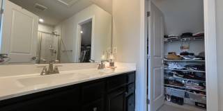 214 South Newkirk Street Gallery 5