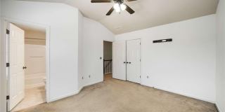 1798 Oakbrook Lane NW Gallery 26