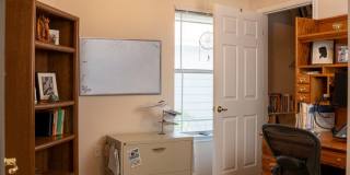 Fully Furnished South Austin Home - Riverside Meadows Gallery 16