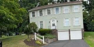 1293 Manor Dr Gallery 29