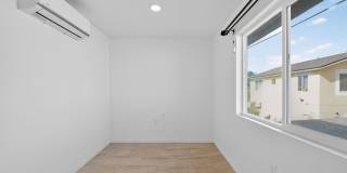 Charming 4BR Duplex in San Diego Gallery 25