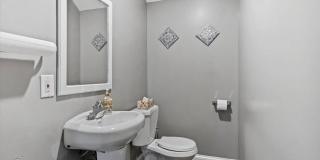 121 Hamilton Street Gallery 6