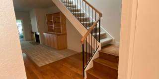 $4900-  Mountain View Townhouse-2 bedroom 2.5 bath. Gallery 17