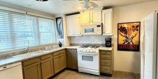 Charming 1BR House in Toledo Charming 1BR House in Toledo Gallery 4