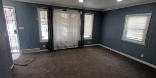 4 bed, 1 bath bungalow NOW AVAILABLE! Gallery 9