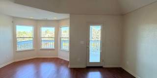Beautiful Lakefront Home in the Vineyard! 55+ community Gallery 23