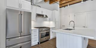 Lake Forest Lofts Gallery 49